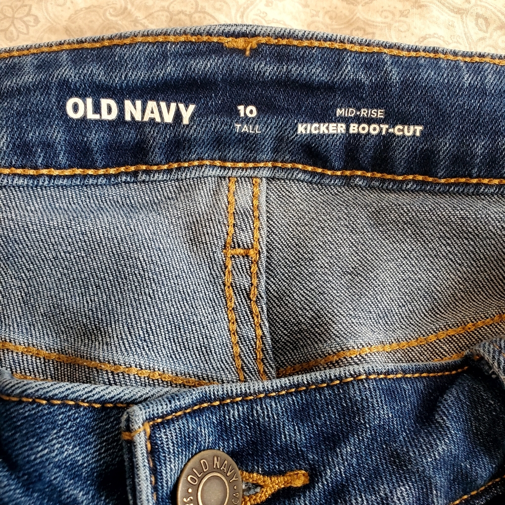 Old Navy, size 10 Tall, Kicker boot cut mid-rise jeans